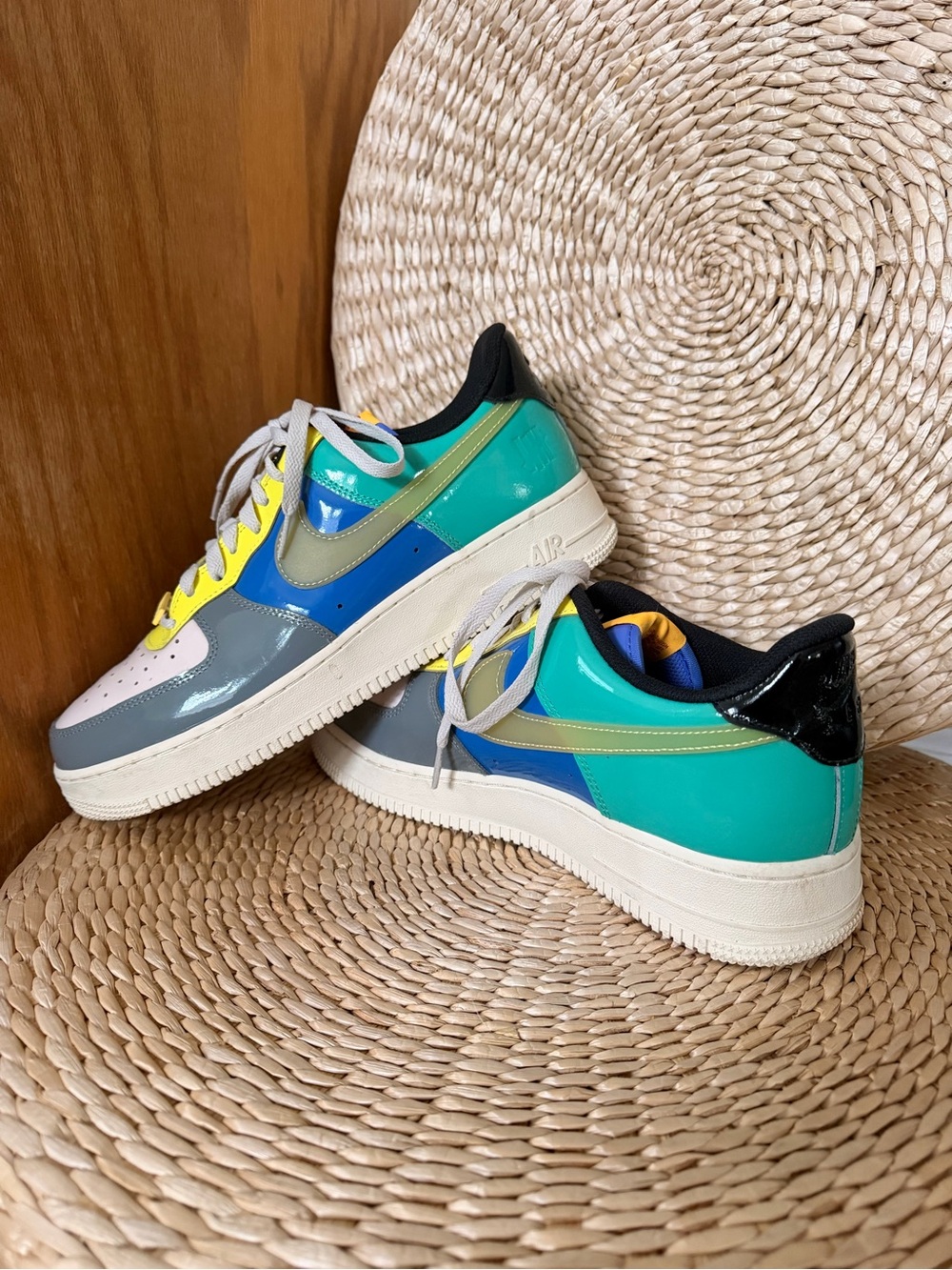 2022 Undefeated x Nike Air Force 1 Low-Top 'Community' Sneakers